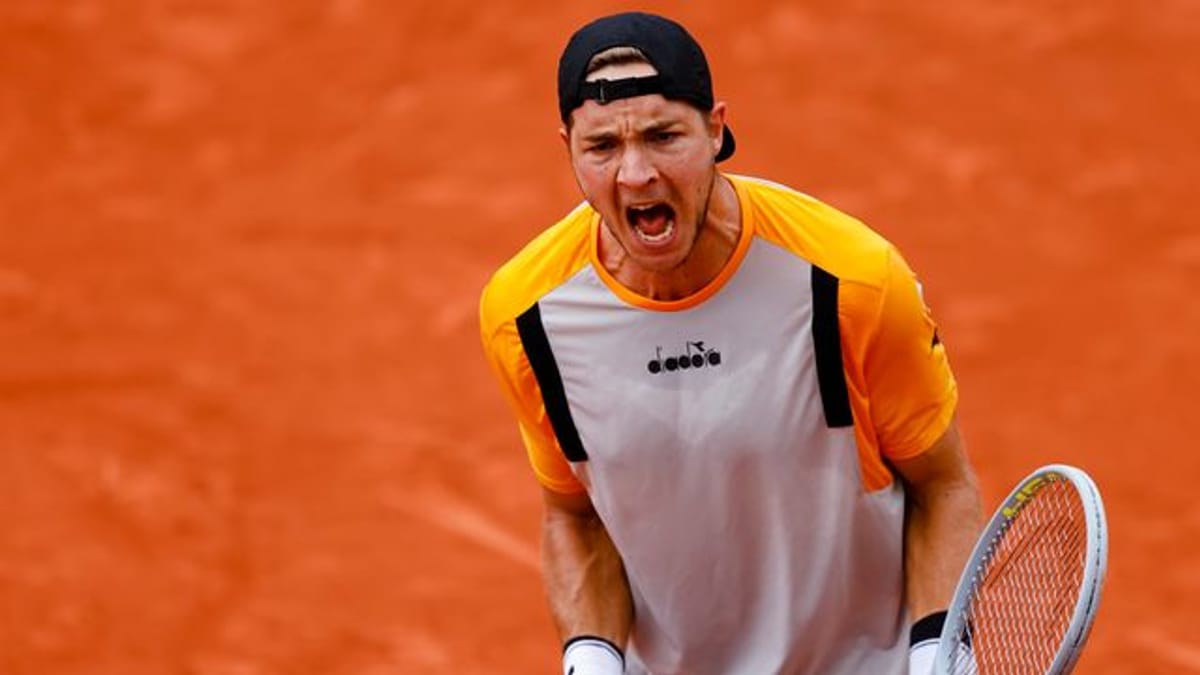 French Open Struff Folgt Zverev Ins Achtelfinale Kohlschreiber Raus