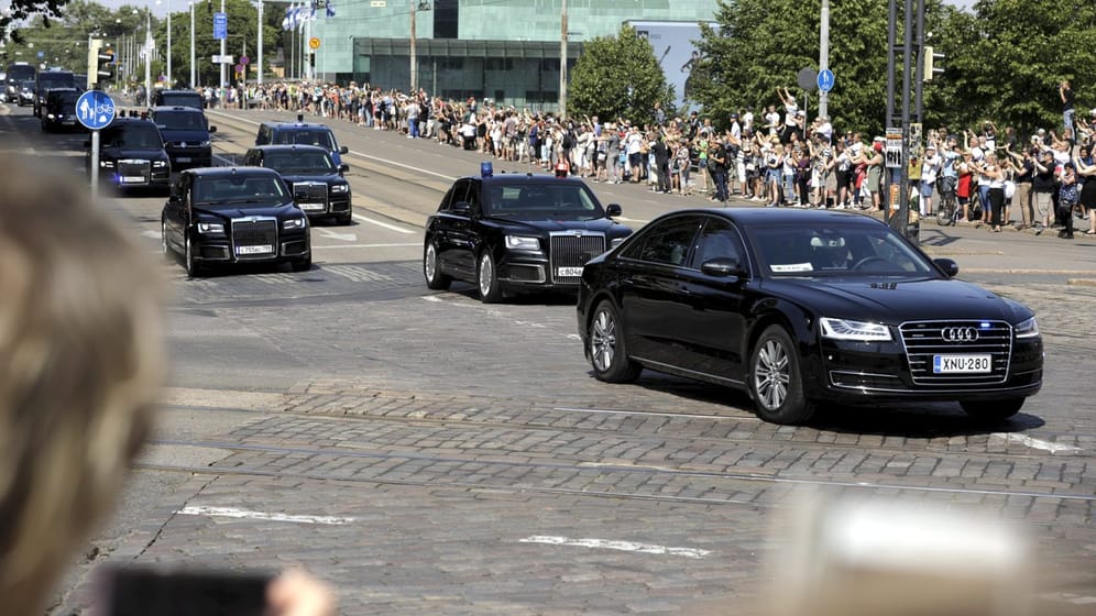 Trump Und Putin Wagen Verkrampften Versuch Des Neuanfangs