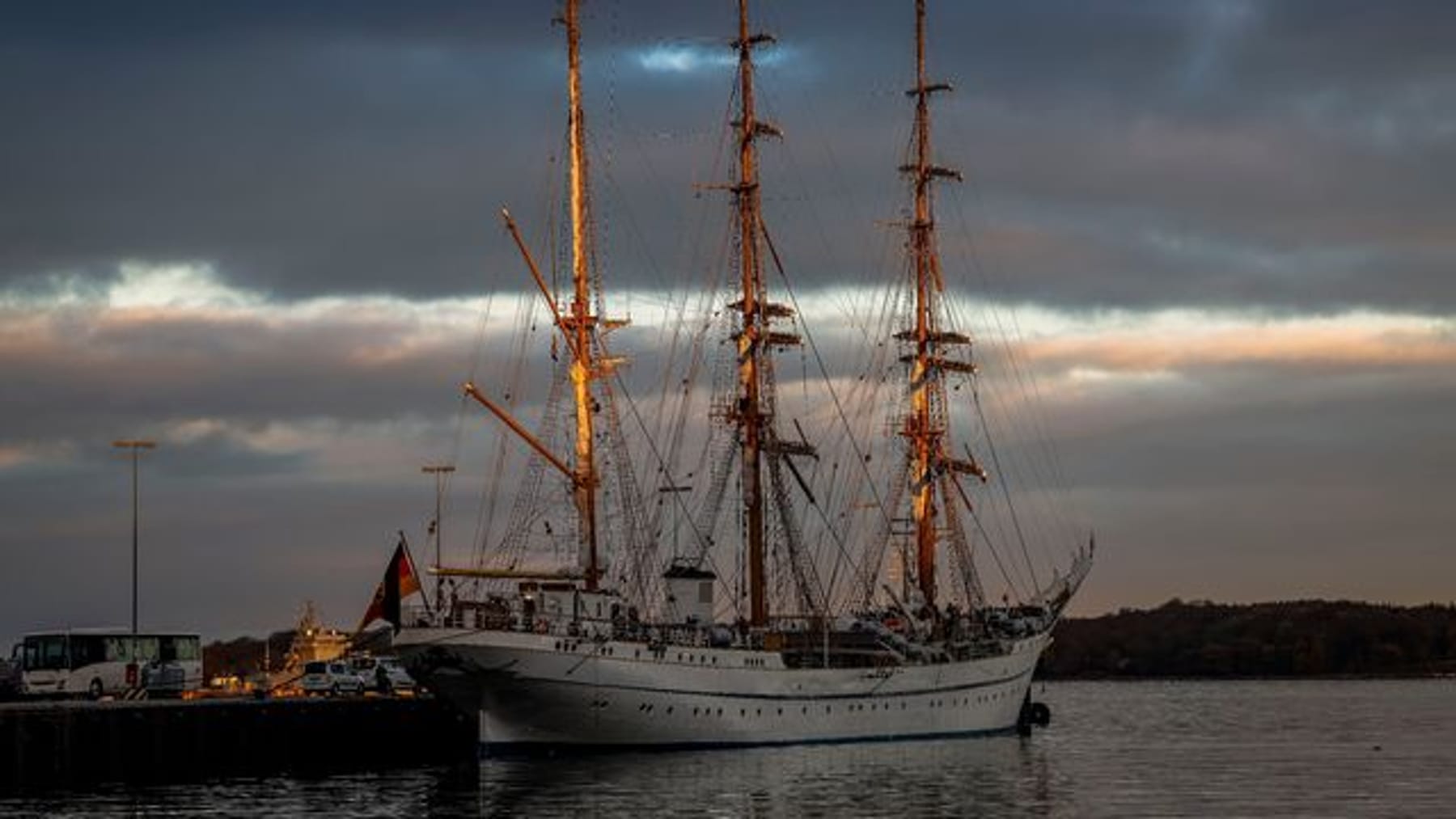 Erster Ausbildungstörn der Gorch Fock startet später