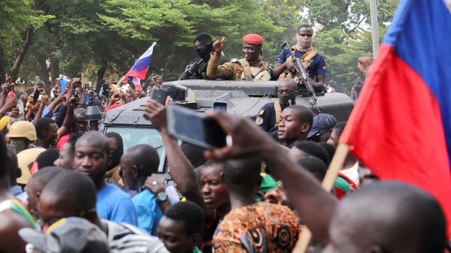 Burkina Faso Präsident Damiba gibt nach Militärputsch sein Amt auf