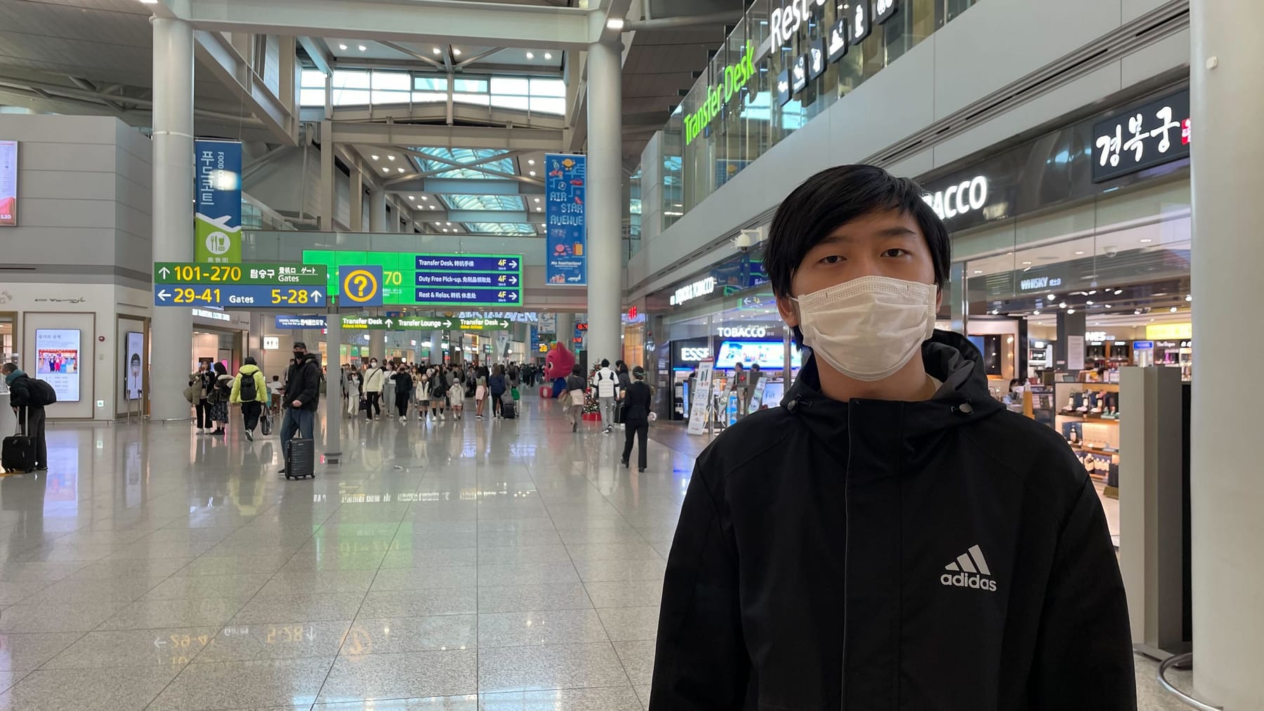 Flucht vor Militärdienst: Russen sitzen am Flughafen in Seoul fest