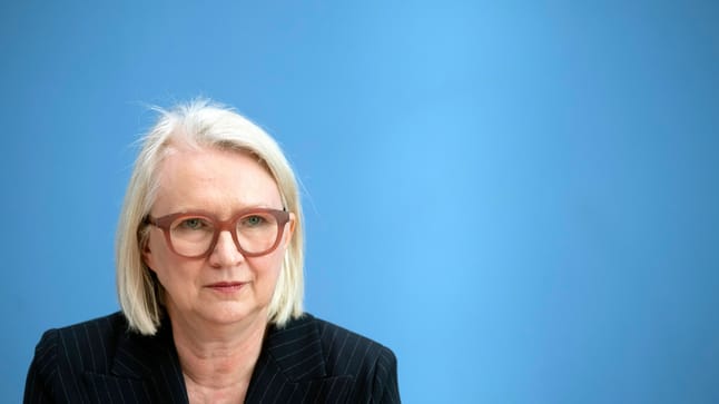 Wirtschaftsweise Monika Schnitzer Witwenrente Abschaffen Das Steckt