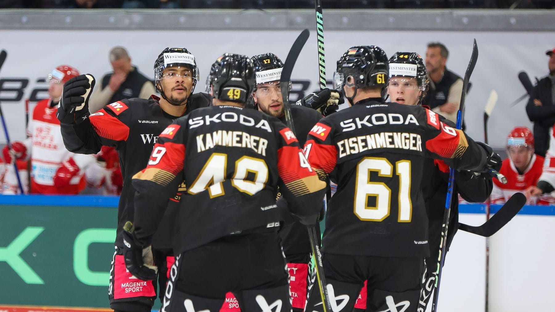 Eishockey DEB Team Gelingt Auftaktsieg Bei Deutschland Cup