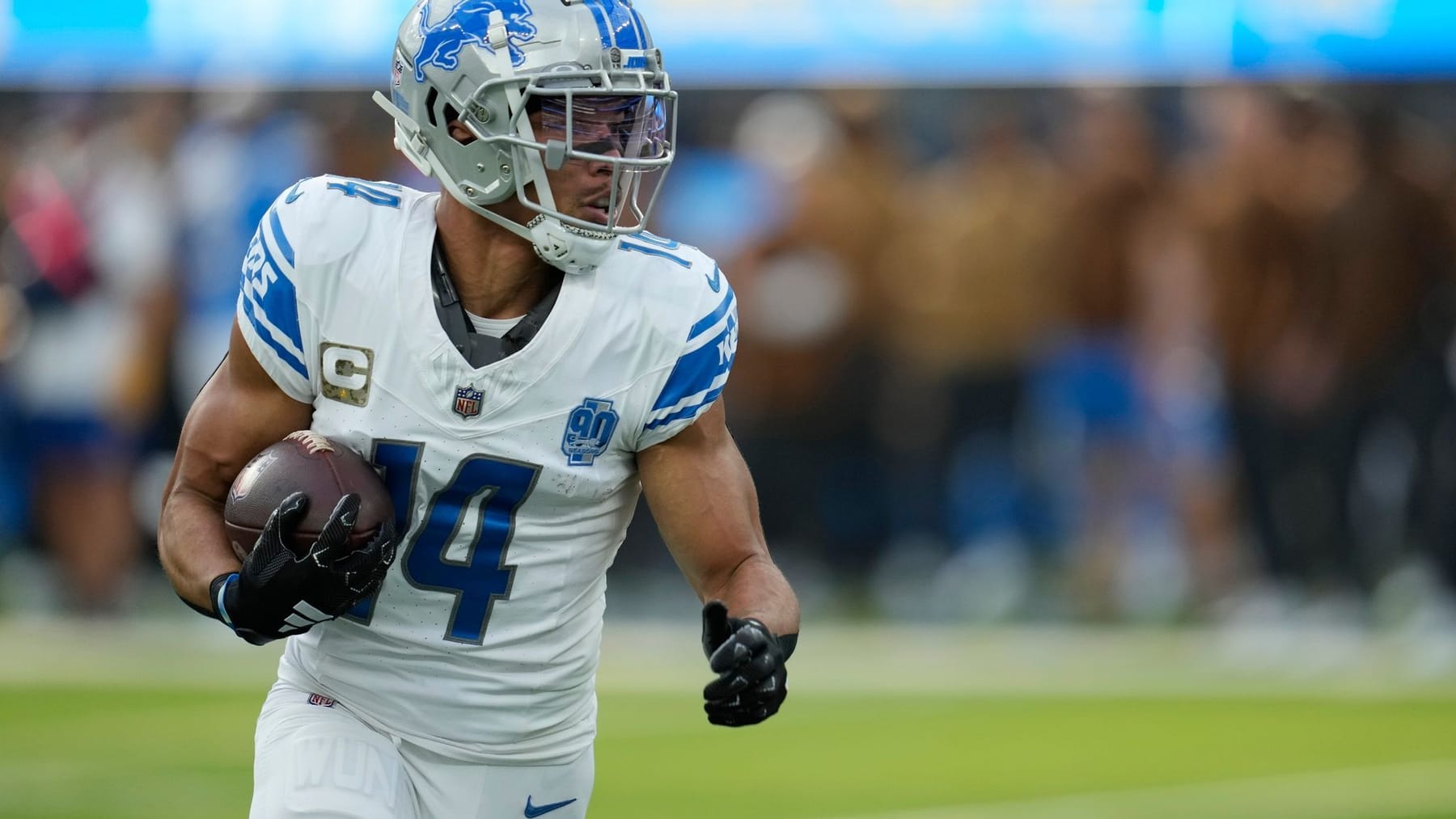 American Football Nfl St Brown Mit Bestwert Beim Sieg Der Lions