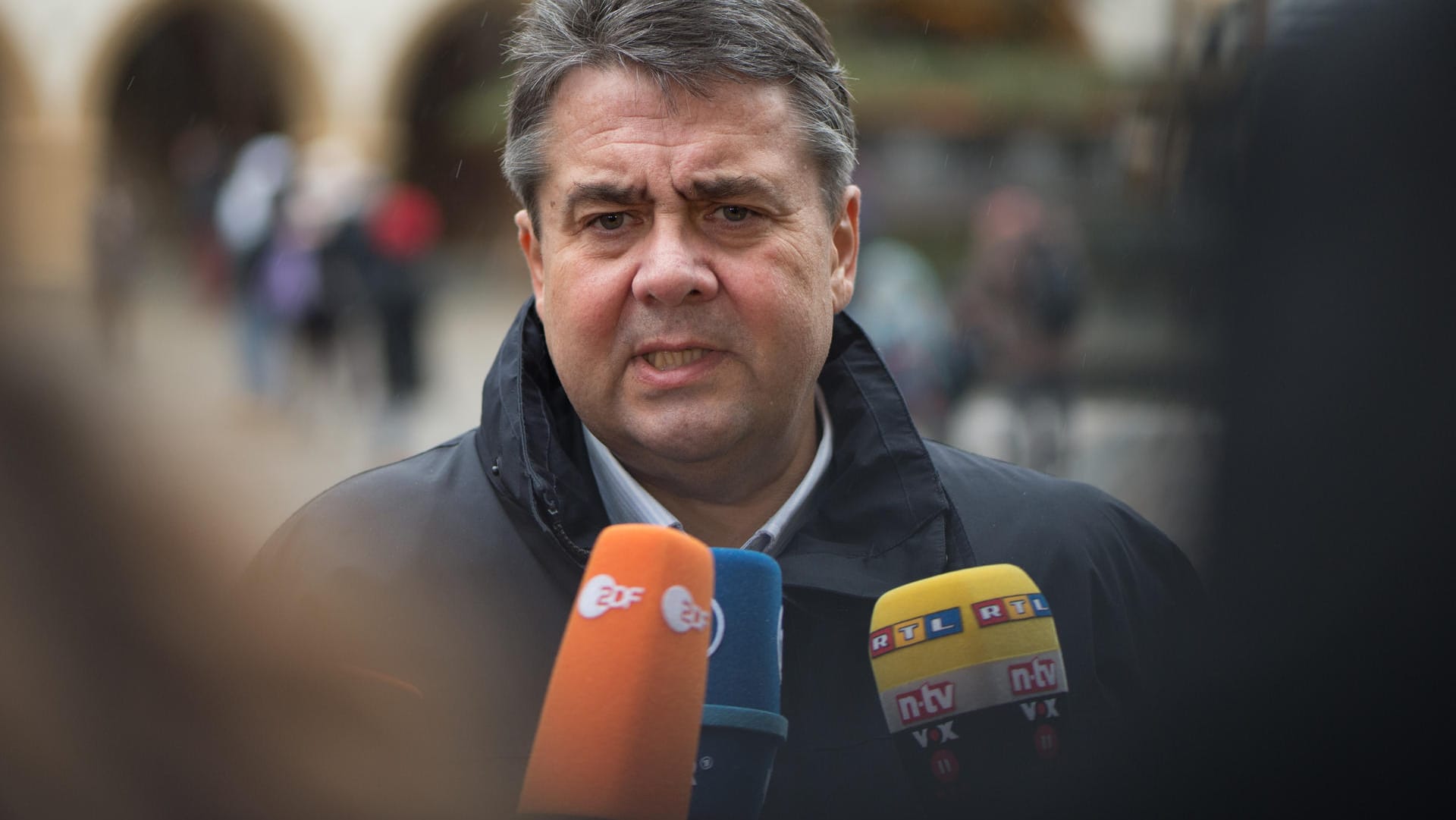 Sigmar Gabriel will salafistische Gemeinden auflösen.