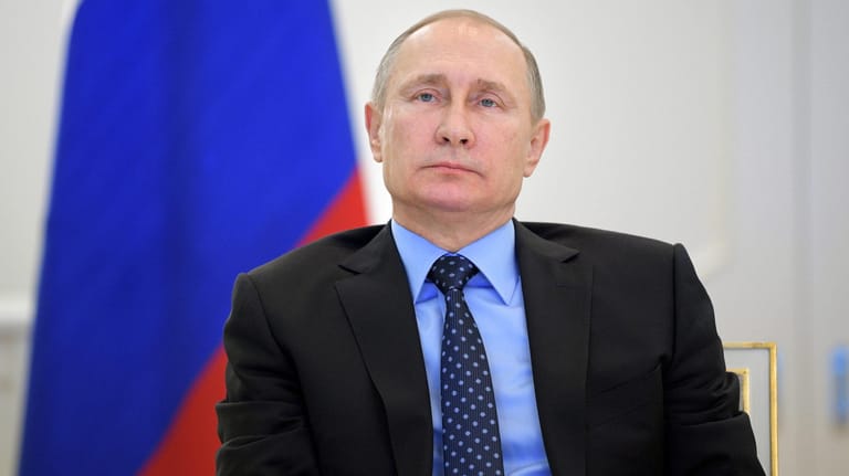 Laut US-Geheimdiensten steckt Wladimir Putin hinter zahlreichen Cyber-Angriffen auf die USA.