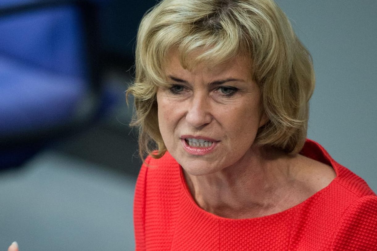Dagmar Wöhrl im Jahr 2014 bei einer Bundestags-Debatte.