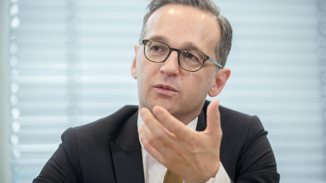 Justizminister Heiko Maas will mit Innenminister Thomas de Maizière über Konsequenzen nach dem Anschlag in Berlin beraten.