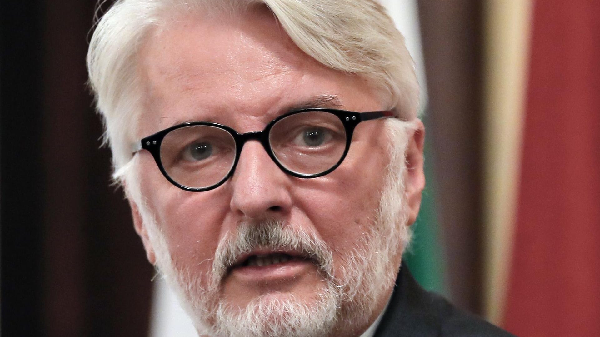 Auf dem diplomatischen Parkett kann man mal ins Schlingern kommen: Polens Außenminister Witold Waszczykowski. Auf dem diplomatischen Parkett kann man mal ins Schlingern kommen: Polens Außenminister Witold Waszczykowski.