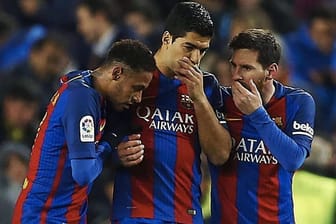 Dreigestirn: Ob sich Neymar, Luis Suarez und Lionel Messi (von links) über die Zukunft des FC Barcelona unterhalten?