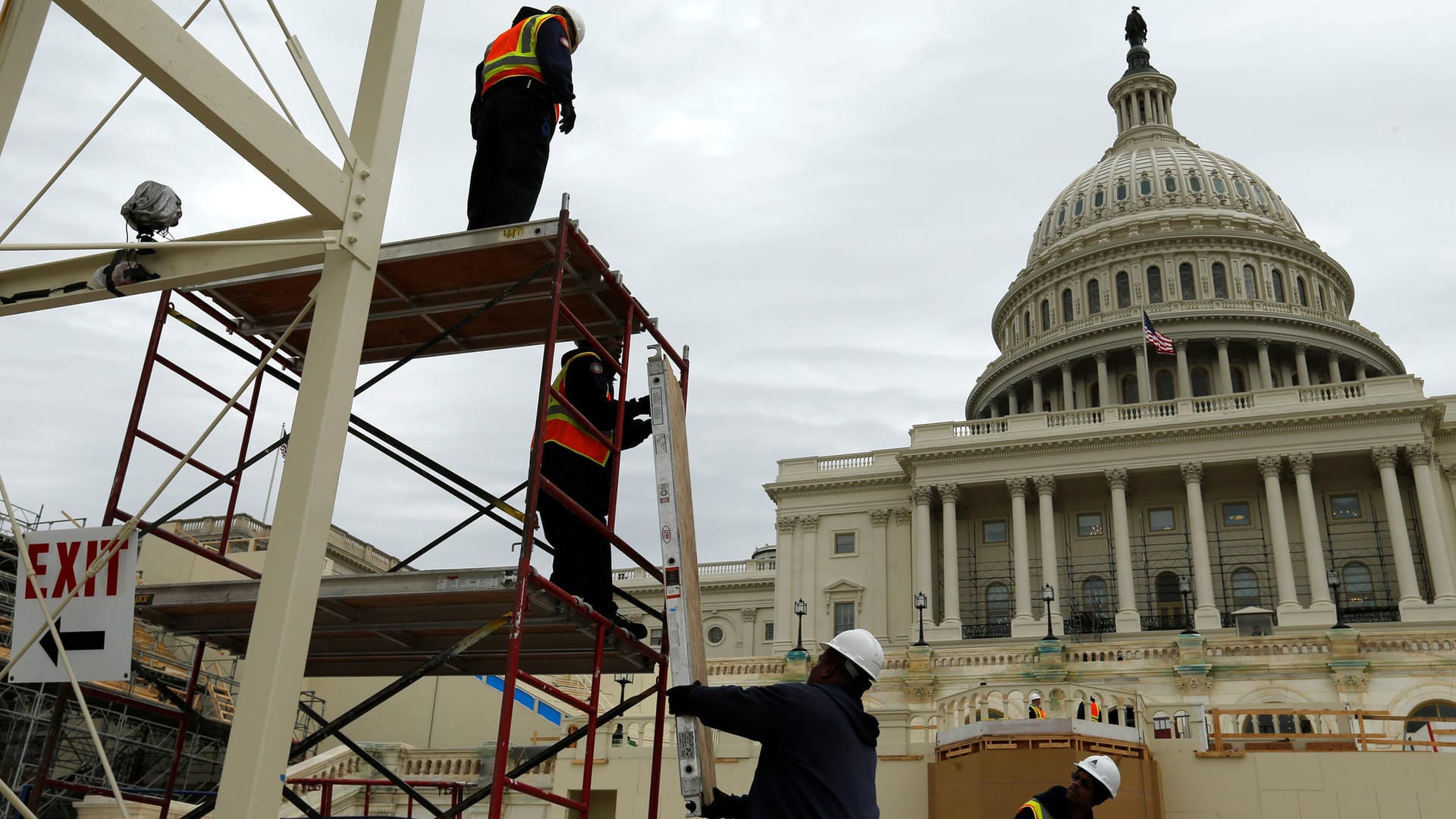 Baumaßnahmen vor dem US-Capitol in Washington für die Amtseinführung Donald Trumps. Baumaßnahmen vor dem US-Capitol in Washington für die Amtseinführung Donald Trumps.