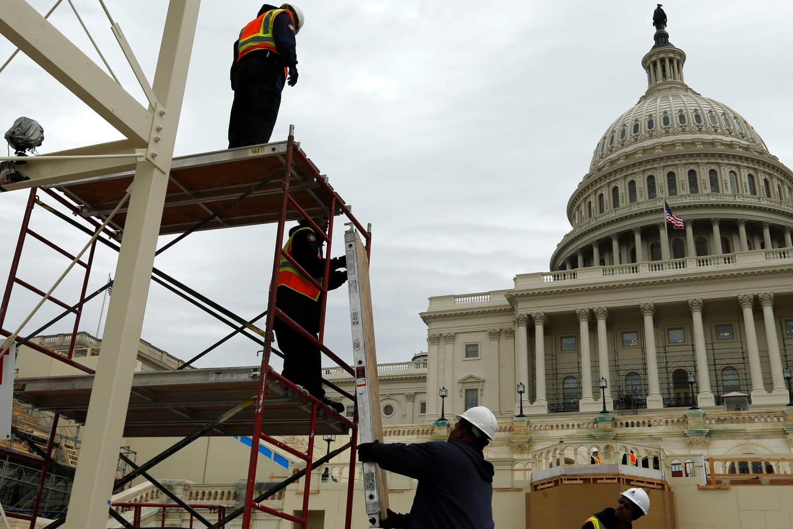 Baumaßnahmen vor dem US-Capitol in Washington für die Amtseinführung Donald Trumps.