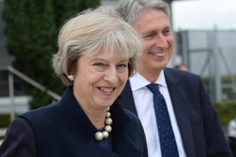 Die britische Premierministerin Theresa May und ihr Finanzminister Philip Hammond: Bald Klarheit über die britische Brexit-Strategie?