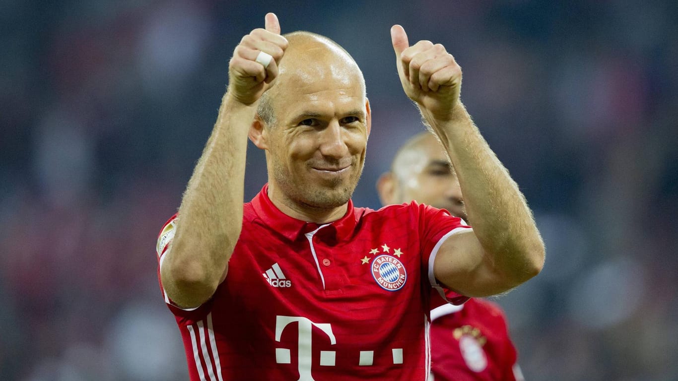 Arjen Robben bleibt dem FC Bayern ein weiteres Jahr erhalten.
