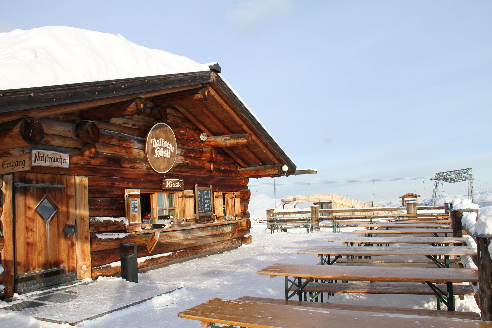 An der Bergstation Valisera auf 2100 Meter im Skigebiet Silvretta Montafon liegt das "Valisera Hüsli".