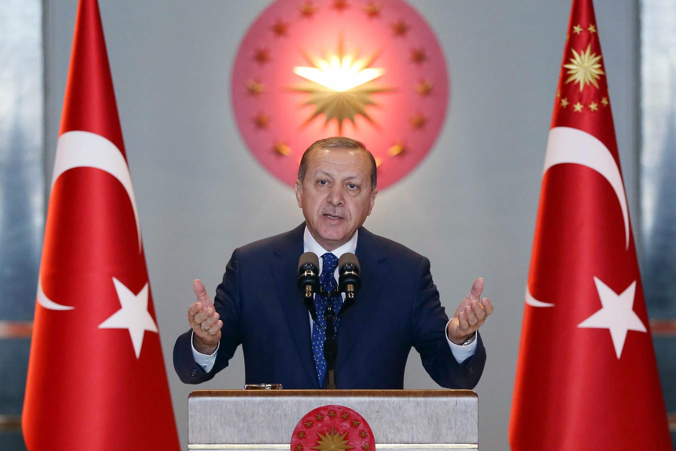 Der türkische Präsident Recep Tayyip Erdogan auf dem Weg zur Alleinherrschaft.