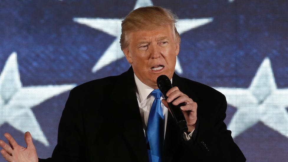 Wie geht Donald Trump mit dem Atomkoffer um?