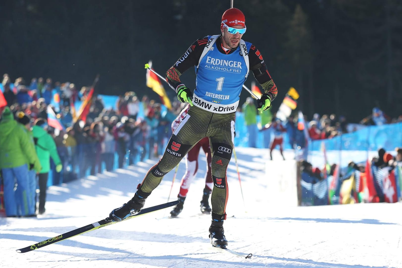 Biathlet Arnd Peiffer auf dem Weg Richtung Ziel