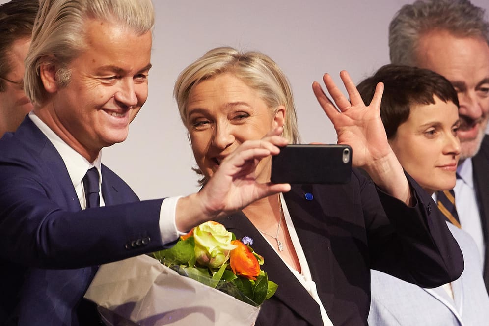 Tagung der rechtspopulistischen ENF-Fraktion in Koblenz (von links): Geert Wilders, Marine Le Pen und Frauke Petry.