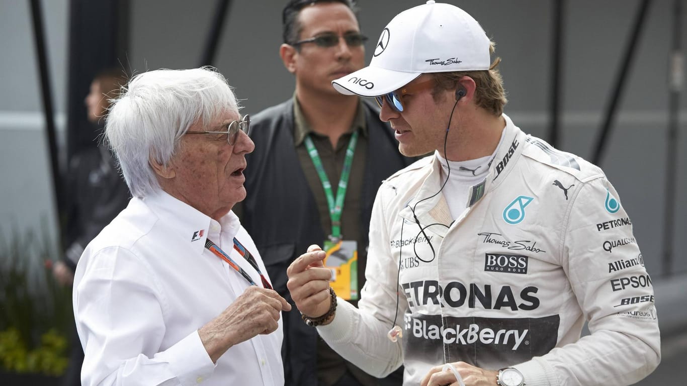 Bernie Ecclestone (links) und Nico Rosberg, hier 2015 beim Rennen in Mexiko.