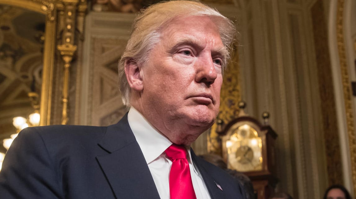 Donald Trump ist auf dem Weg dazu, mehrere seiner Wahlversprechen in die Tat umzusetzen. Donald Trump ist auf dem Weg dazu, mehrere seiner Wahlversprechen in die Tat umzusetzen.