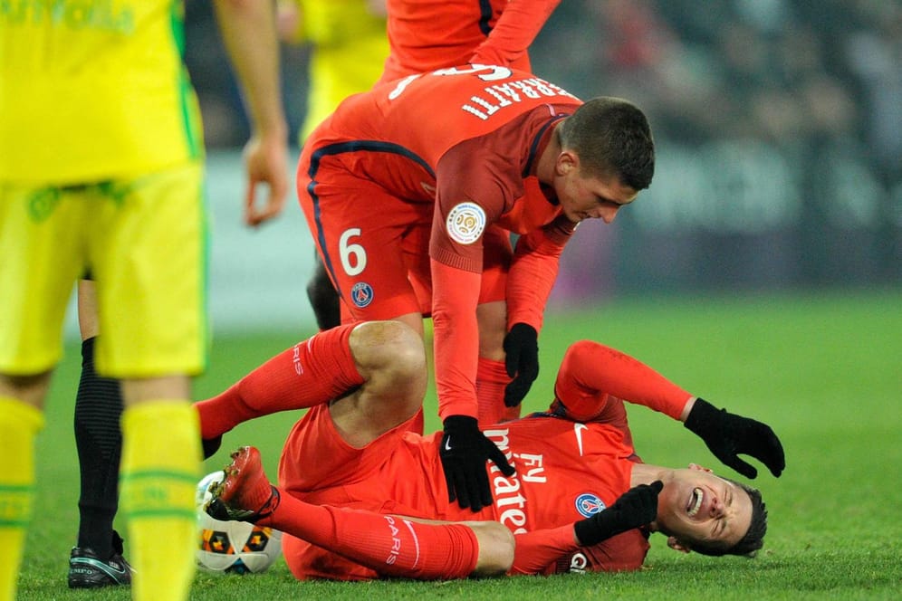 Julian Draxler wurde im Spiel gegen Nantes hart gefoult.