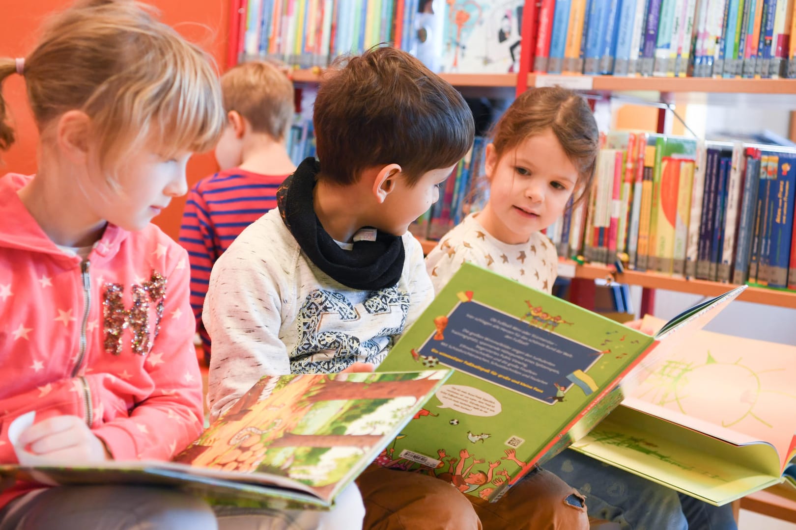 Rollenmuster setzen sich bei Kindern schon früh fest.