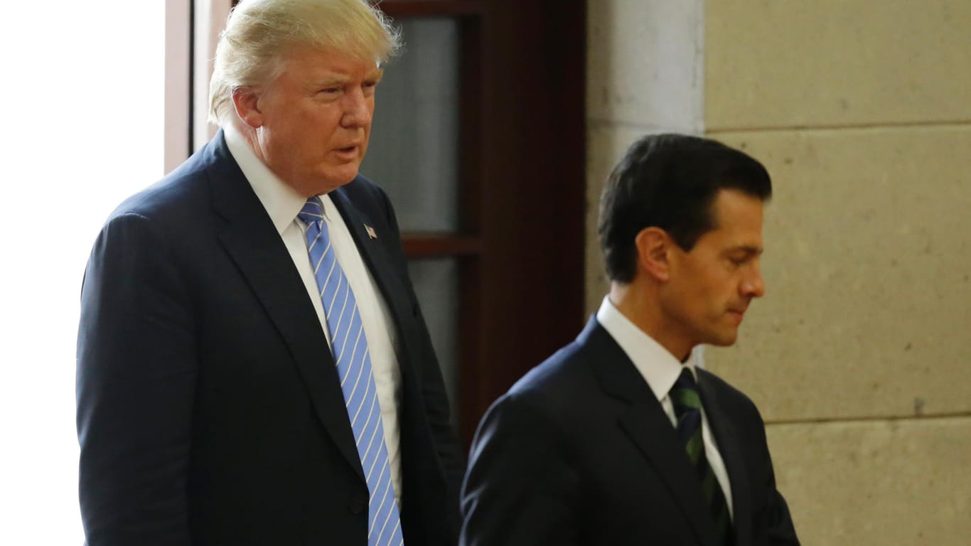 Sehen sich so schnell nicht wieder: US-Präsident Trump und Mexikos Präsident Peña Nieto (hier noch während des Wahlkampfs im August 2016).
