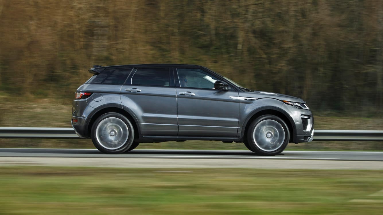 Range Rover Evoque: Massiges SUV mit Schießscharten-Fenstern.