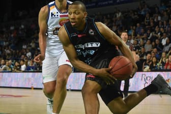 Akil Mitchell von den New Zealand Breakers erleidet eine grausige Verletzung. (Archivfoto)