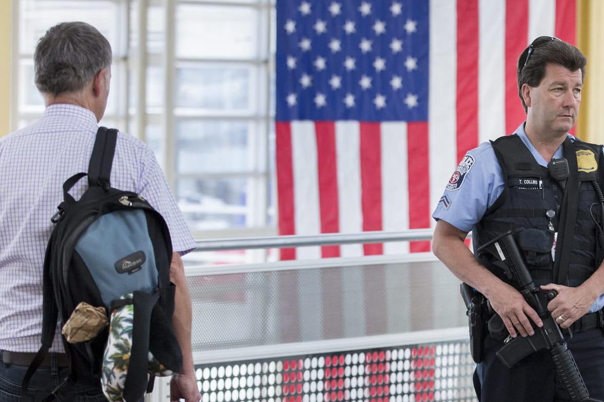 Einreise am Flughafen Washington.