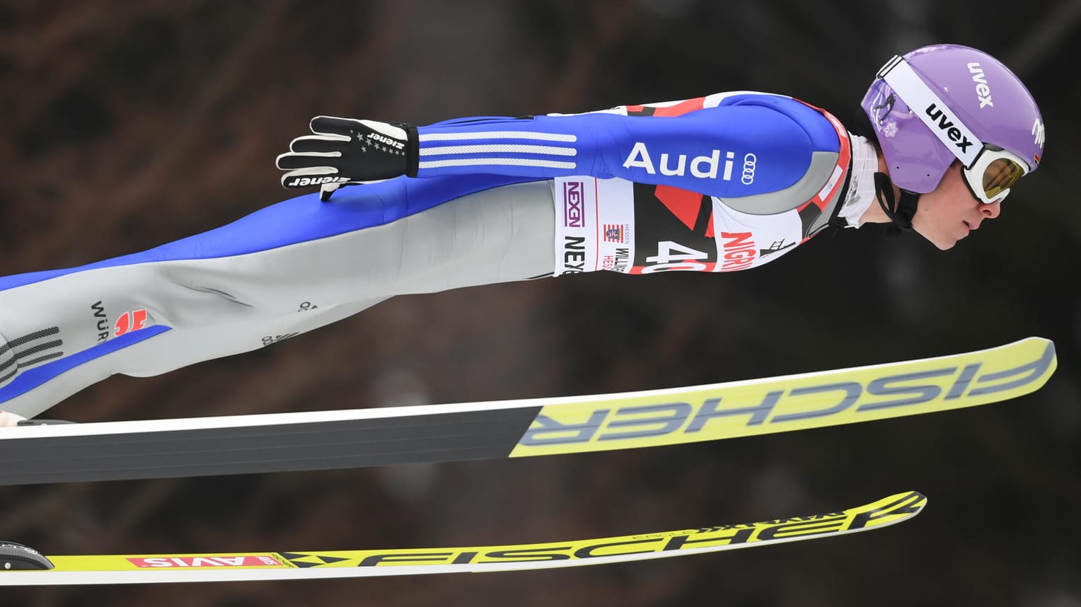 Andreas Wellinger hat in Willingen den zweiten Weltcupsieg seiner Karriere eingefahren.