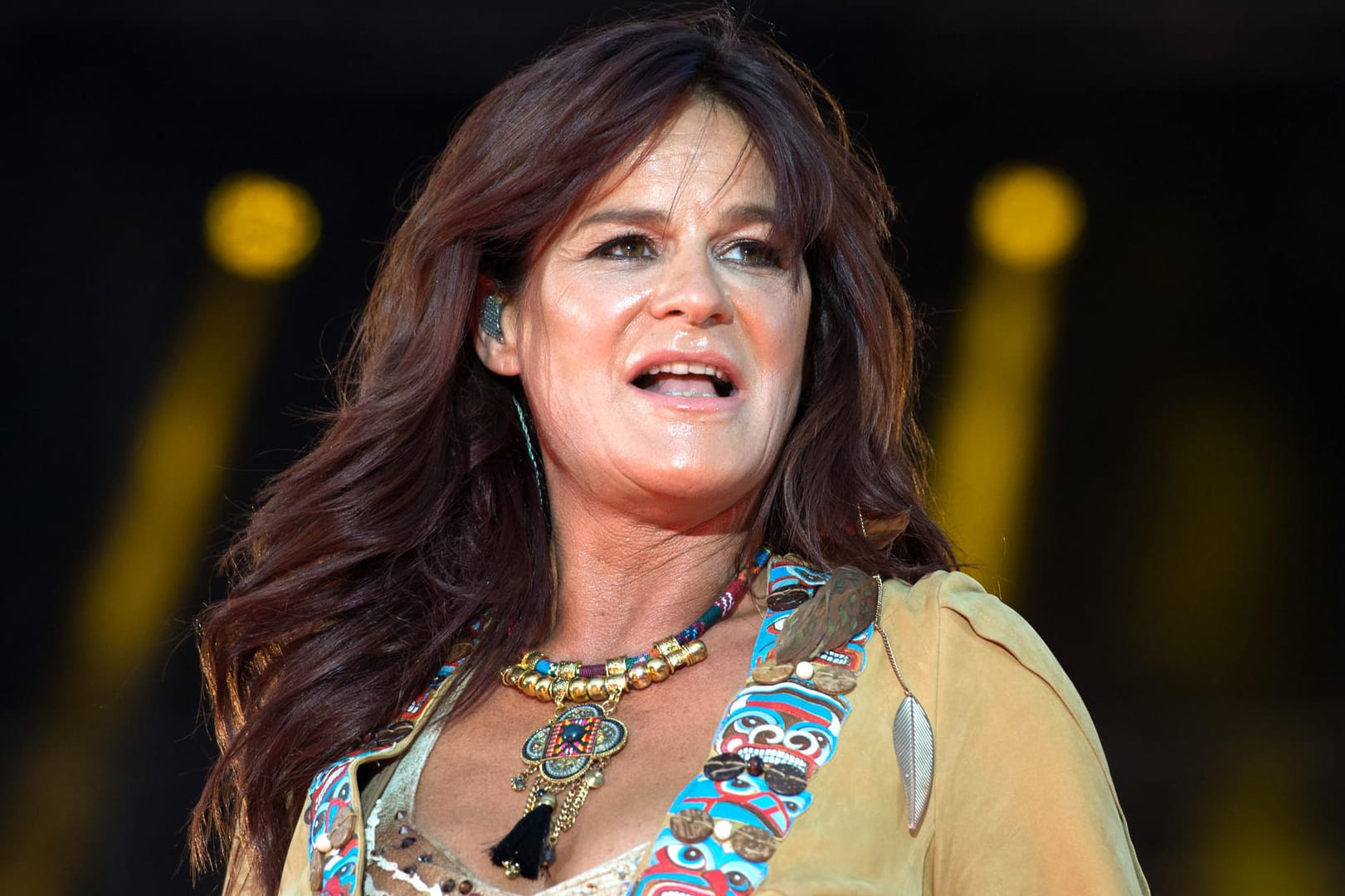 Schlagersängerin Andrea Berg ist mit ihrer Musik Dauergast in den Charts - und auf Geburtstagspartys.