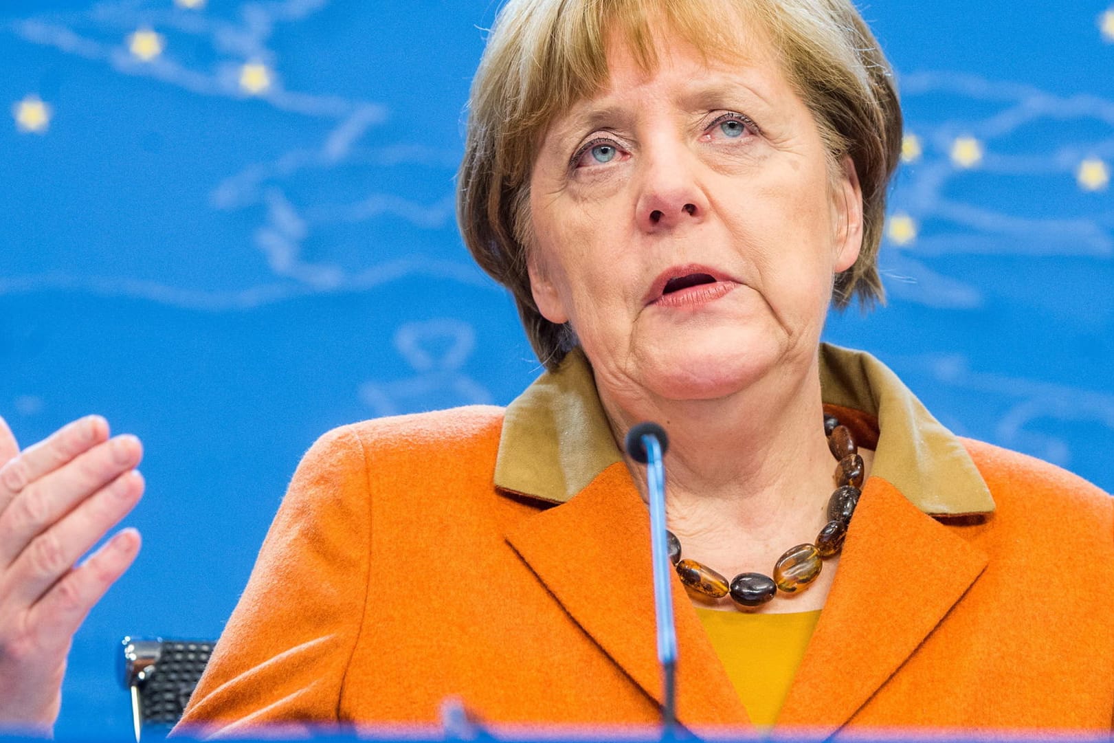 Bundeskanzlerin Angela Merkel (CDU) kritisiert Donald Trumps Einreisestopp für Muslime.