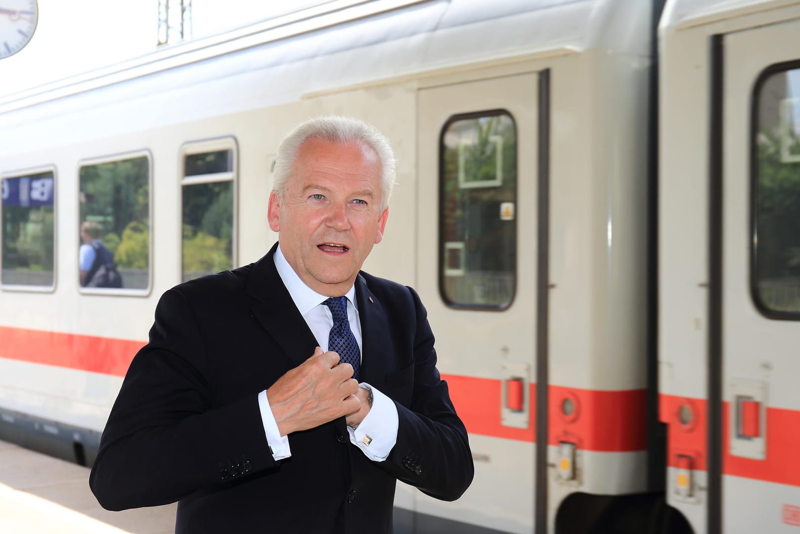 Bahnchef Grube geht überraschend von Bord. Wer übernimmt jetzt das Steuer?