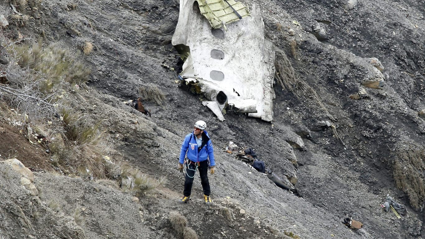 Die Germanwings-Maschine zerschellte im März 2015 in der Nähe der Stadt Seyne-les-Alpes in einem Hochgebirgstal in Frankreich.