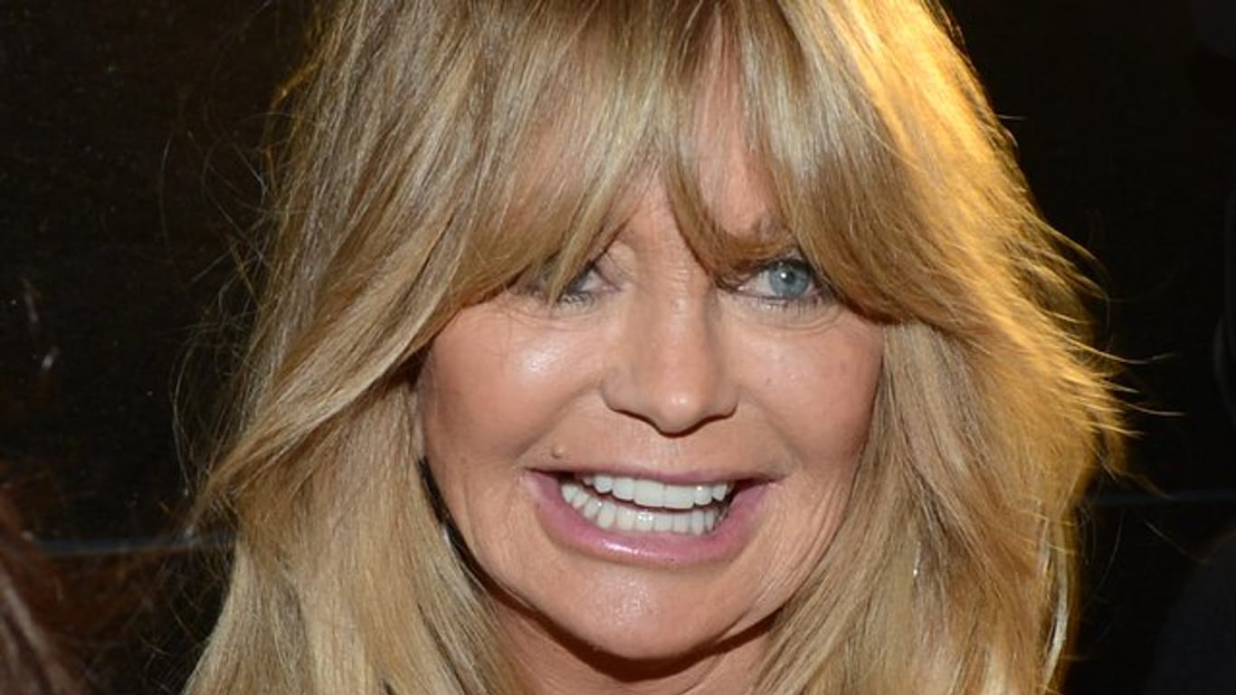 Goldie Hawn kommt zum Opernball.