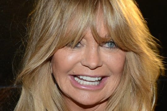 Goldie Hawn kommt zum Opernball.