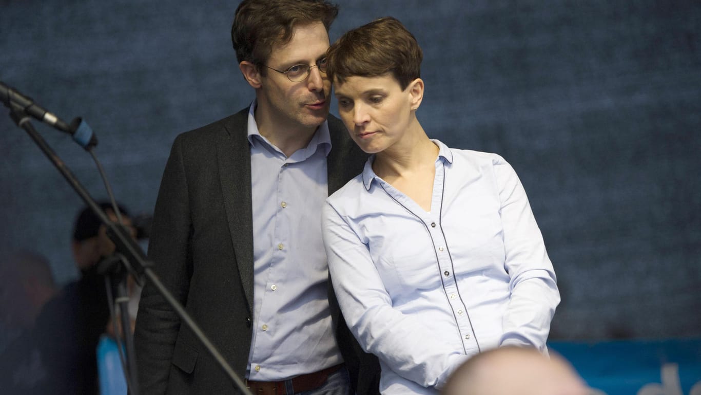 Marcus Pretzell und Frauke Petry von der AfD: Ehepaare können nicht in zwei verschiedenen Landtagen sitzen.