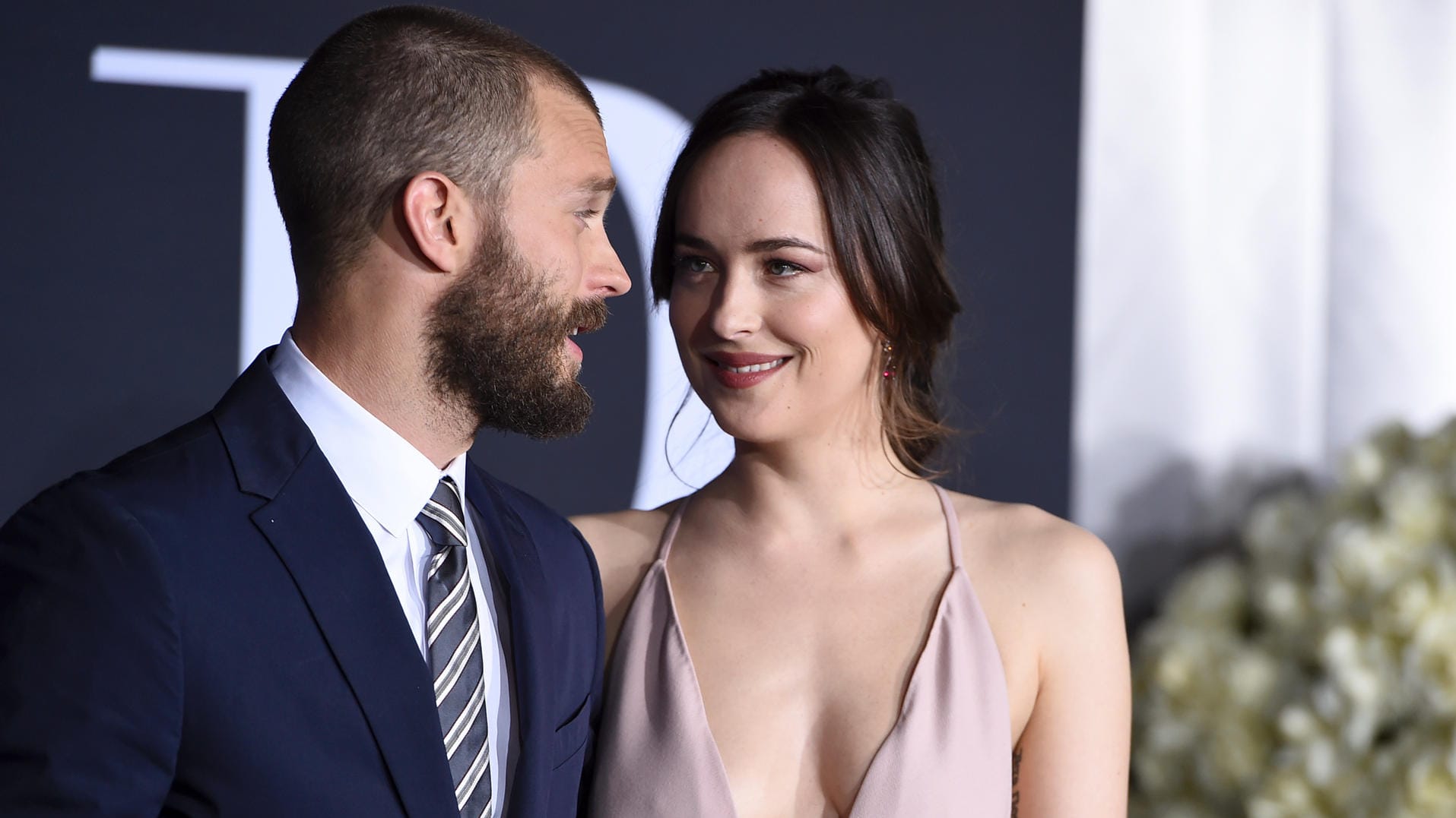 Die Chemie auf dem roten Teppich stimmt: Das Filmpaar Jamie Dornan und Dakota Johnson.