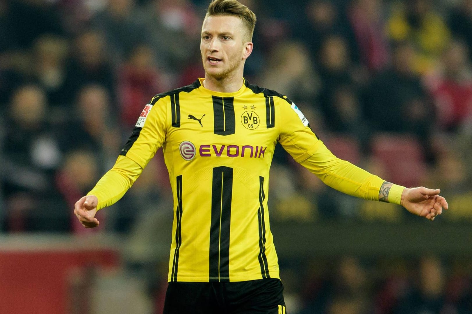 Dortmund (hier Marco Reus) liegt weit hinter Aufsteiger Leipzig zurück.