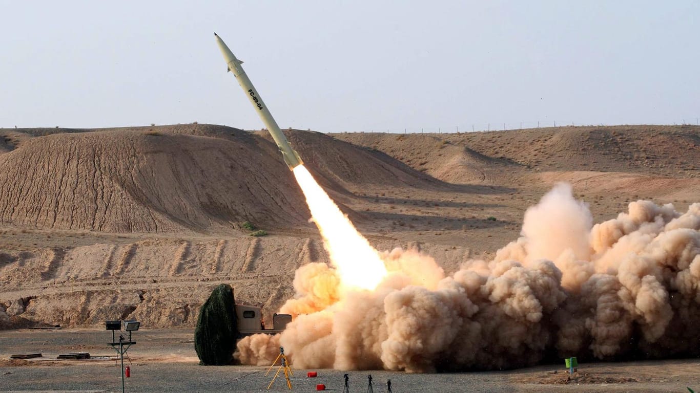 Iran will erneut Raketen testen (Archivbild von 2010).