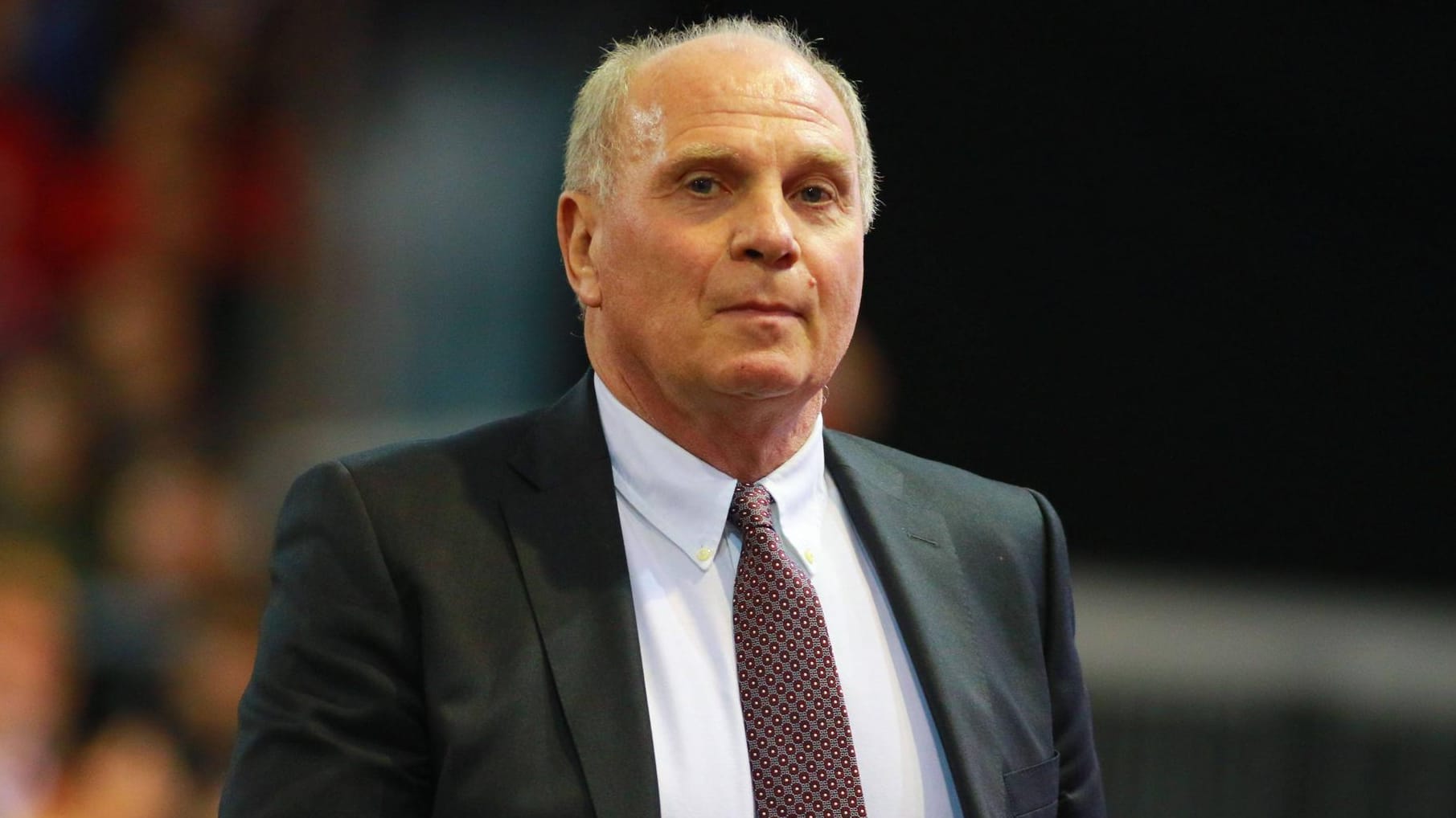 Uli Hoeneß ist nun wieder in seiner alten Doppelfunktion für den FC Bayern im Einsatz.