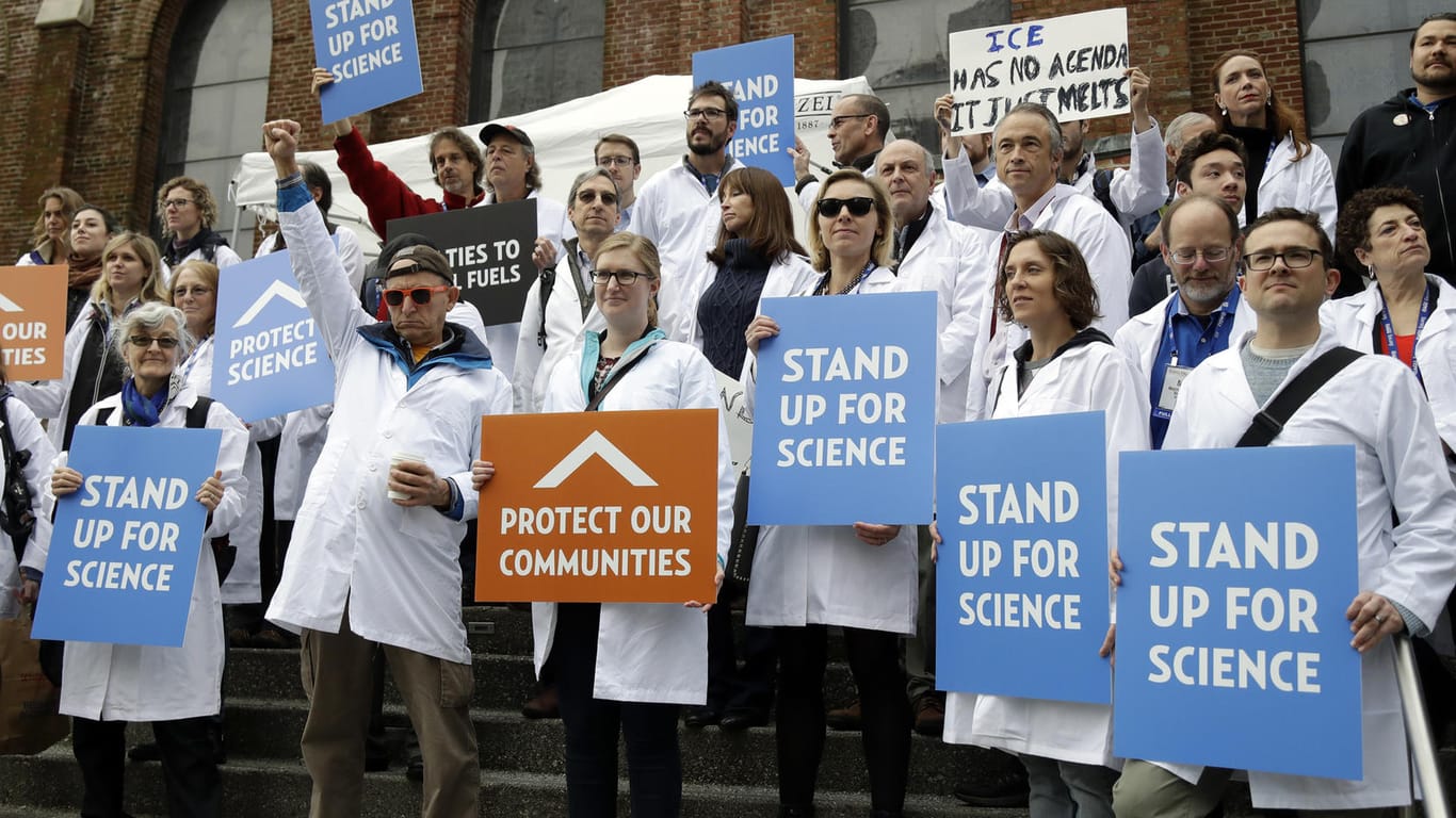 Forscher in den USA wollen für die Freiheit der Wissenschaft demonstrieren.