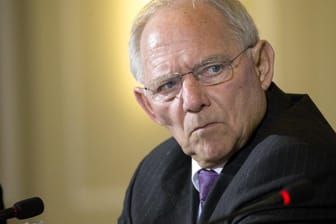 Wolfgang Schäuble keilt gegen den SPD-Kanzlerkandidaten Schulz.