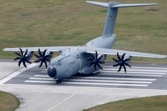 Airbus A400M der deutschen Luftwaffe auf dem Stützpunkt Holzdorf.