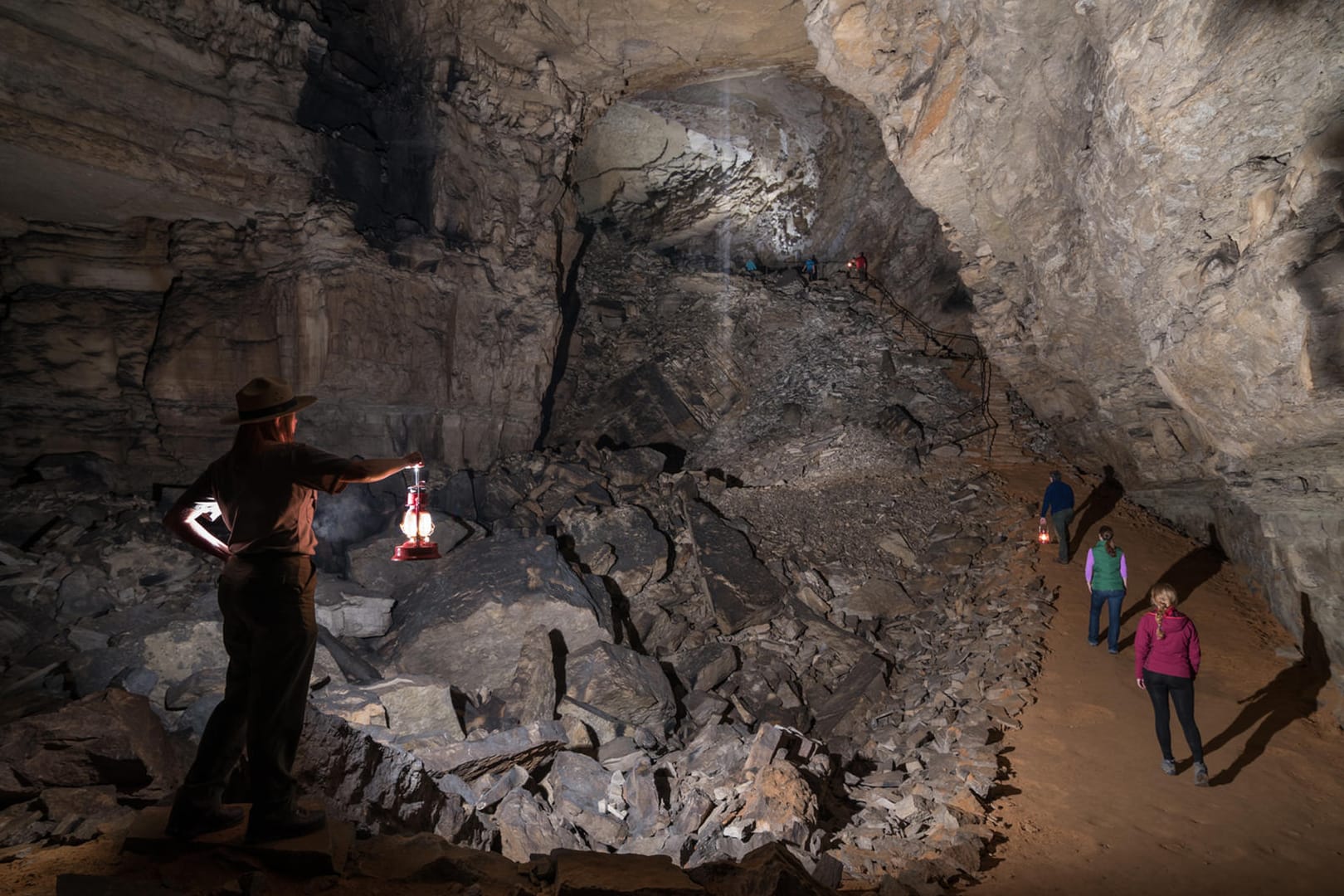 Einige Touren in der unterirdischen Welt des Mammouth Cave Nationalparks dauern sechseinhalb Stunden.