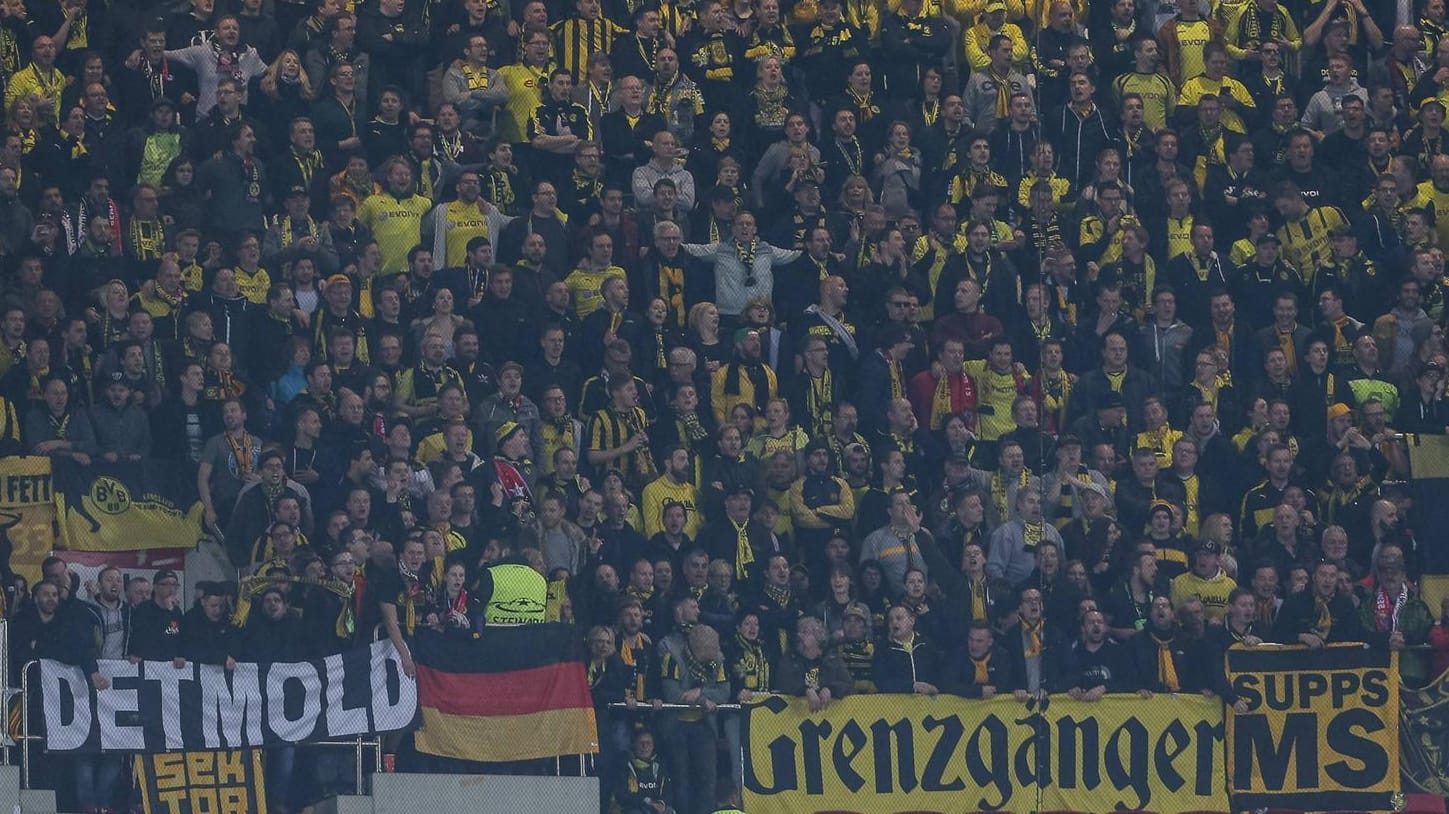 Viele der Dortmunder Fans kamen zu spät ins Stadion zum Spiel gegen Benfica.