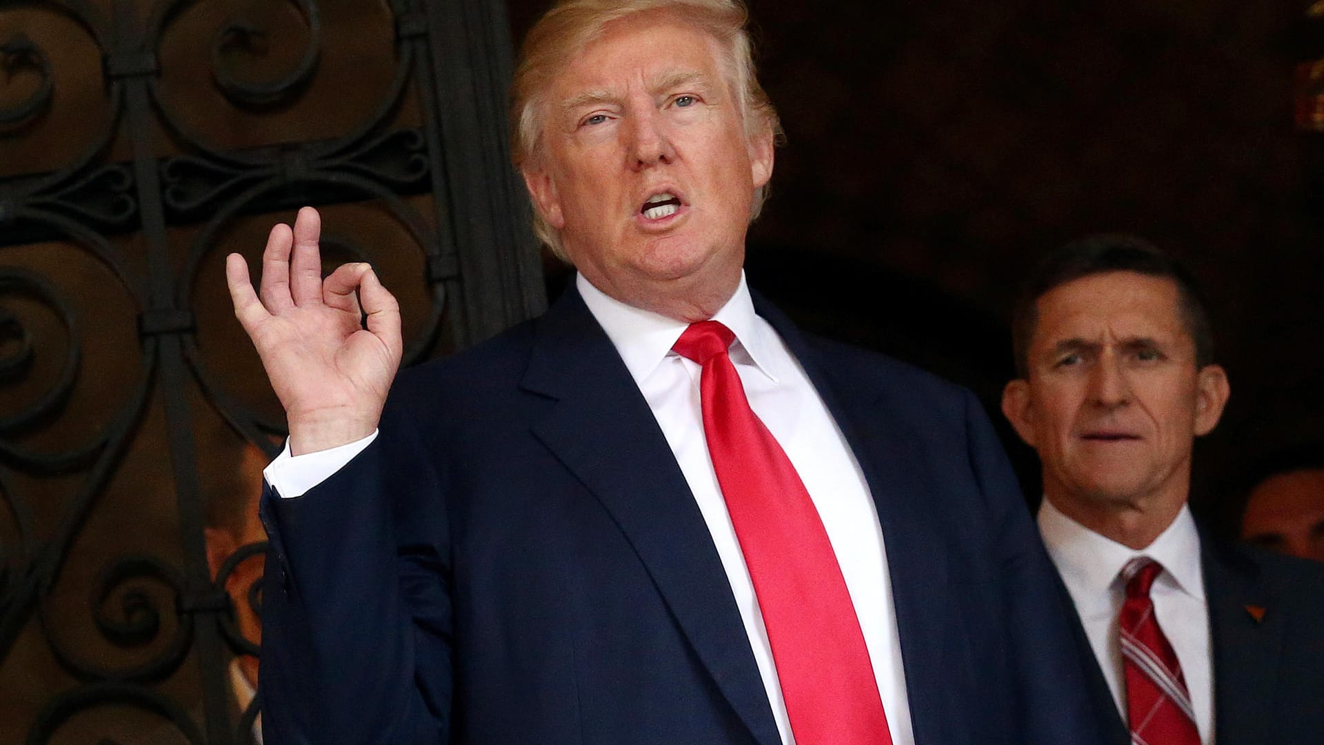 US-Präsident Donald Trump ist wegen Russland-Kontakten seiner Mitarbeiter schwer unter Druck. US-Präsident Donald Trump ist wegen Russland-Kontakten seiner Mitarbeiter schwer unter Druck.