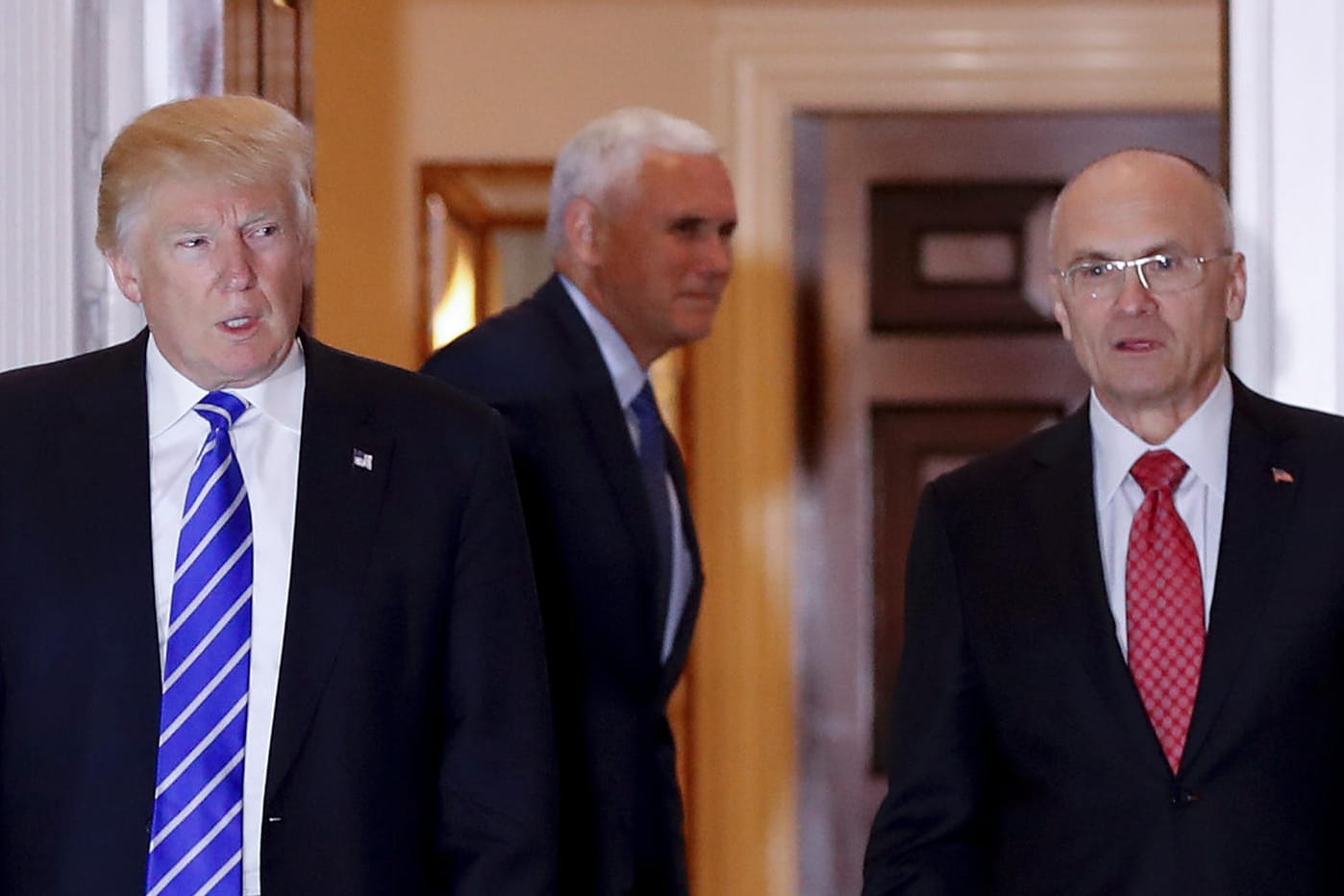 US-Präsident Donald Trump und sein Wunschkandidat im Arbeitsministerium, Andrew Puzder (rechts).